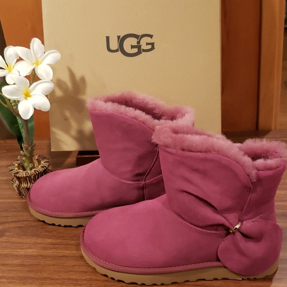 UGG Shoes - Ugg Classic Mini Twist